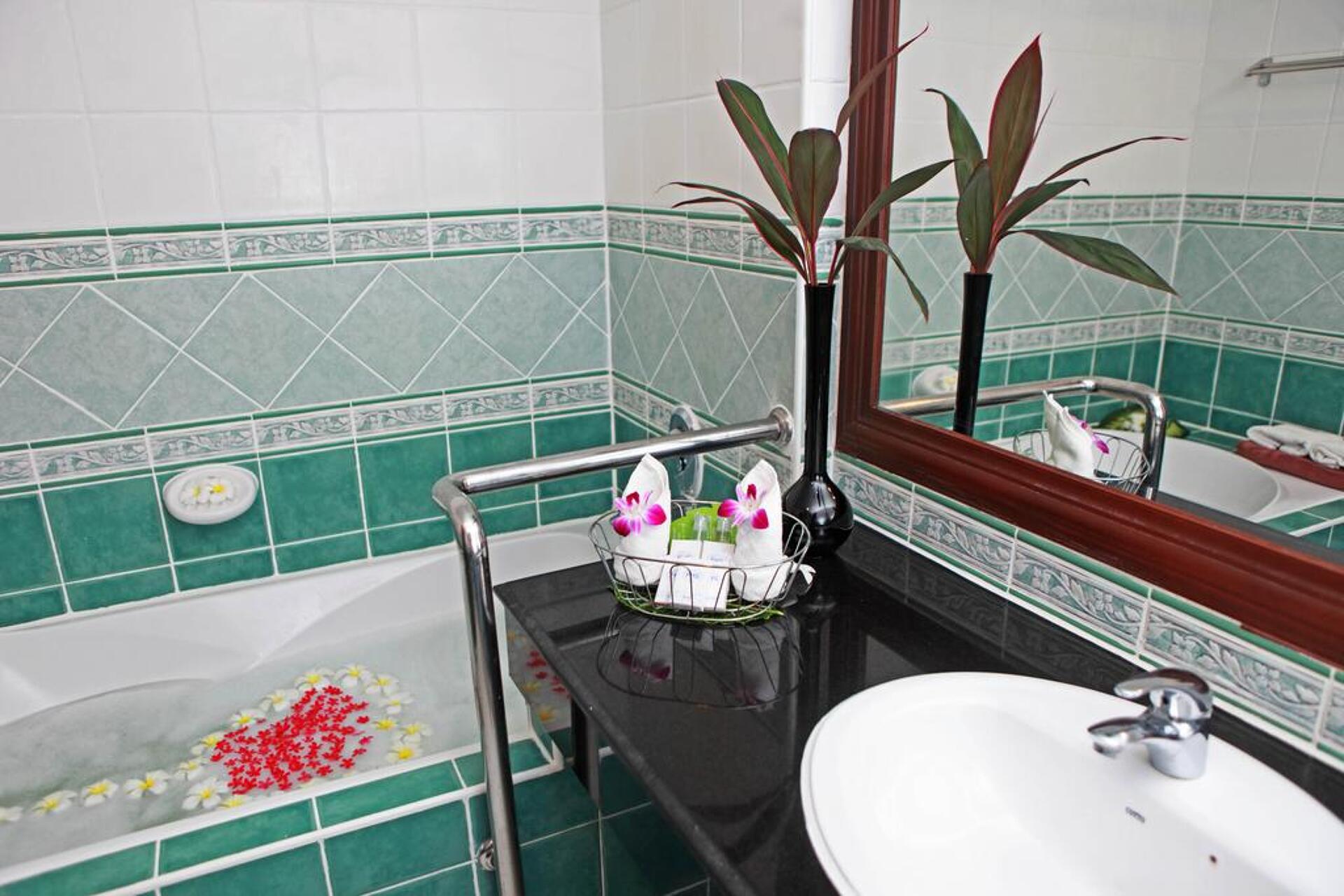 Samui First House 3* 8