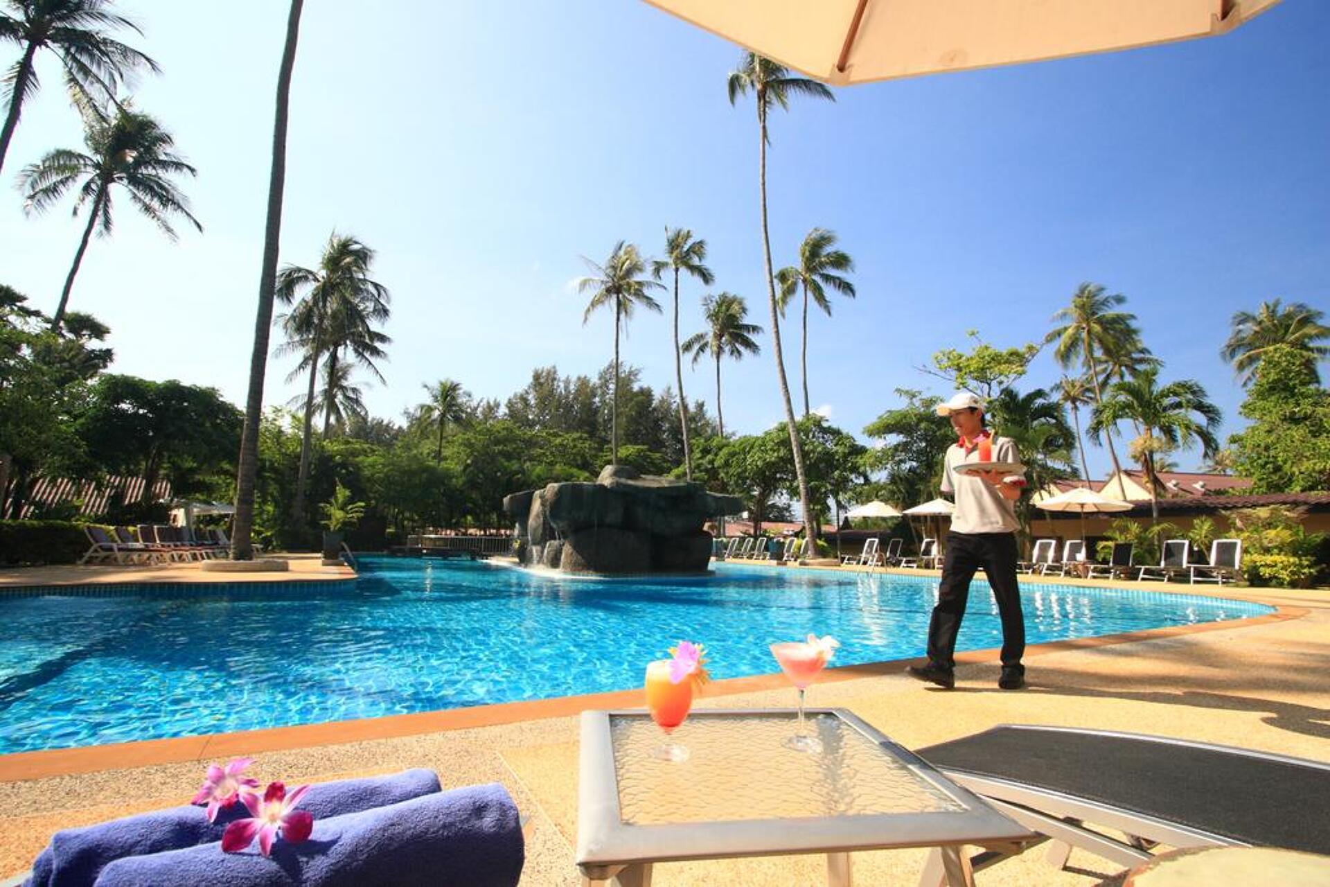 All Seasons Naiharn Phuket 3* 10