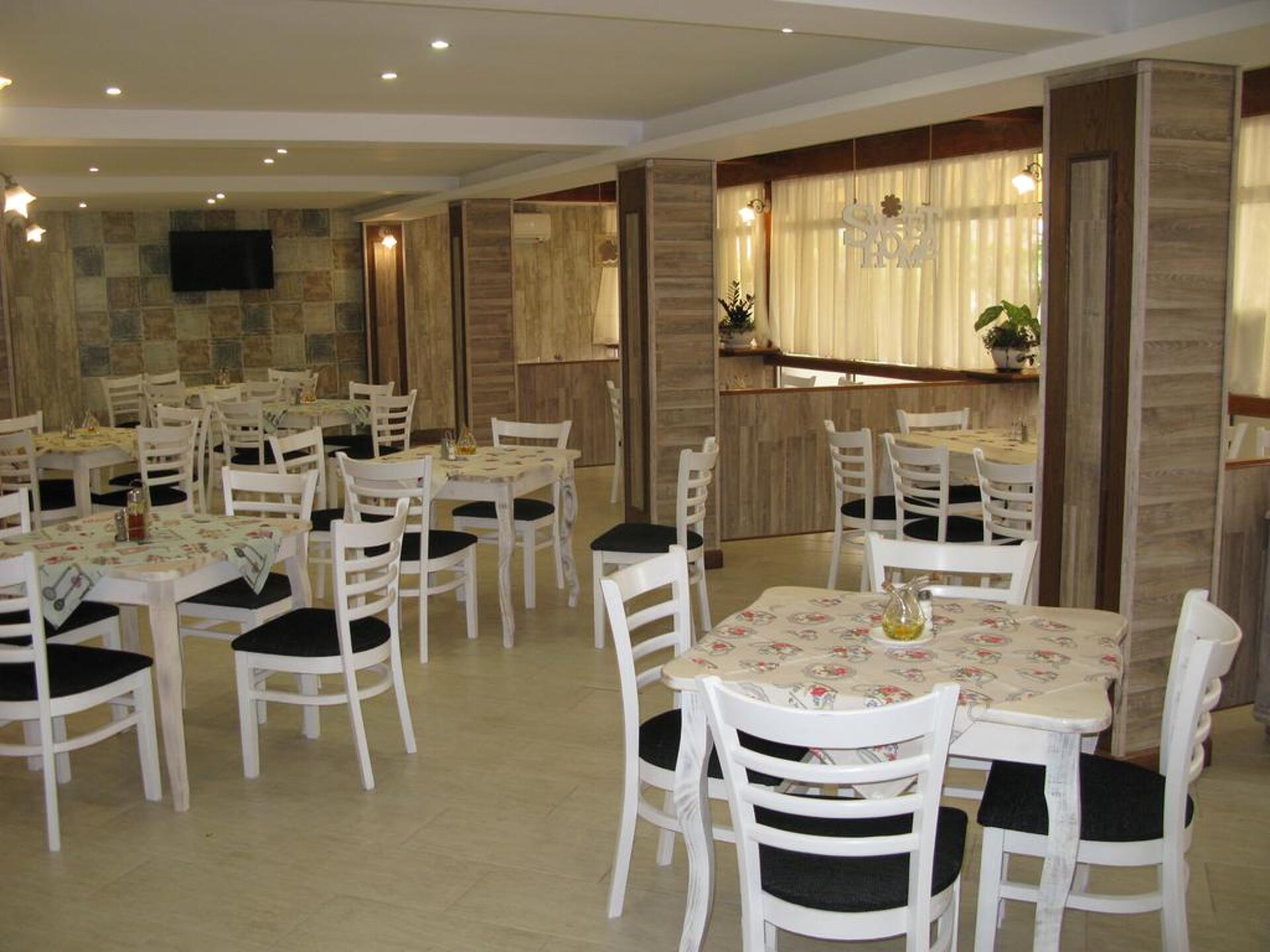 Estreya Palace 4