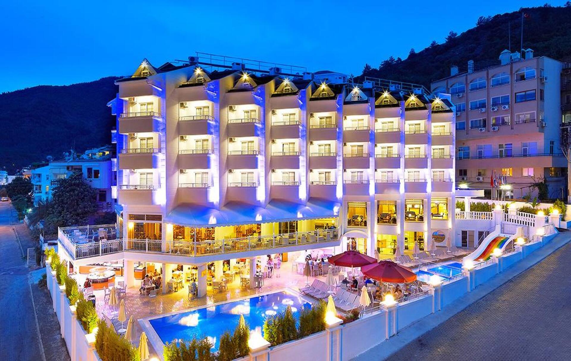 Ideal Piccolo Hotel 4* 18