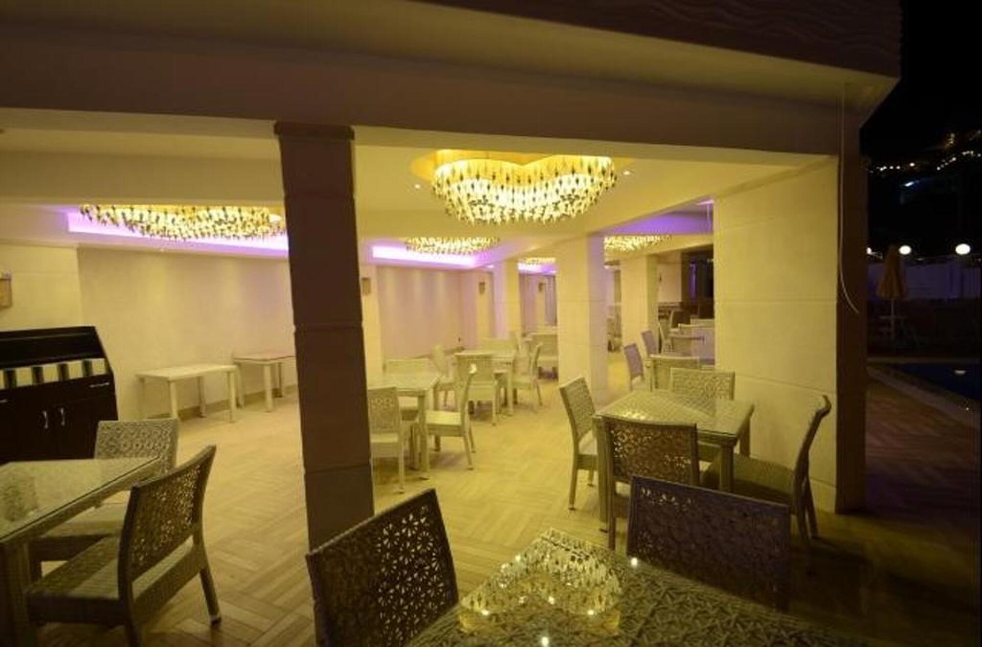Ideal Piccolo Hotel 4* 10