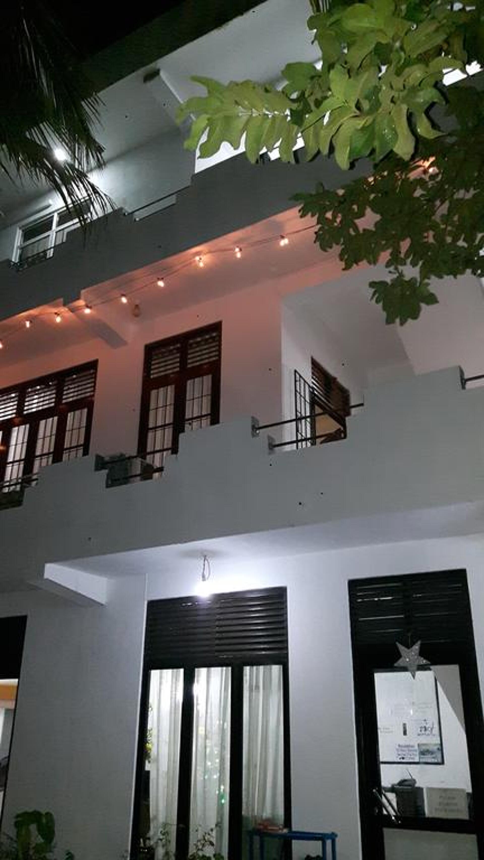Holiday Inn Unawatuna 2