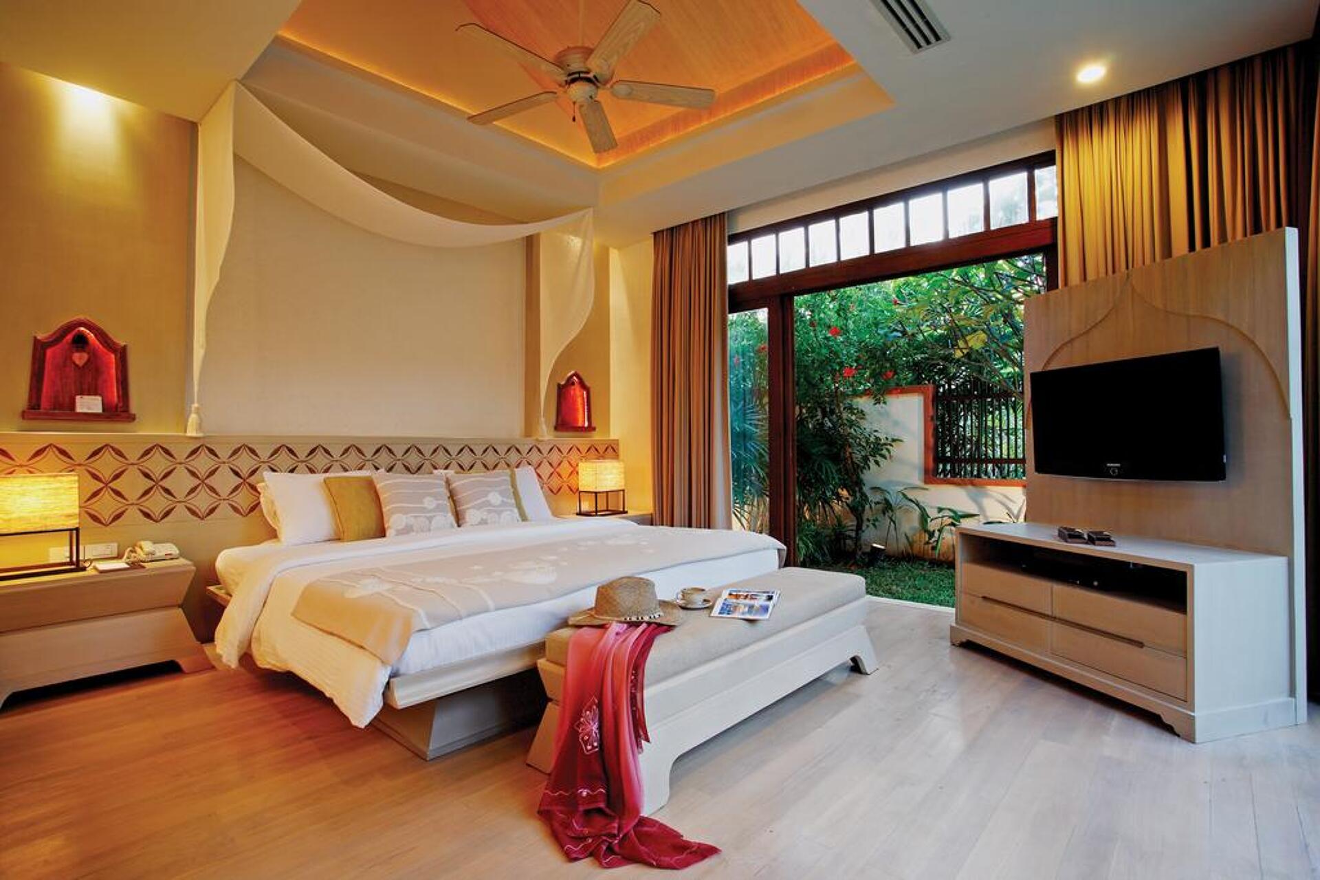 Melati Beach Resort & Spa 12