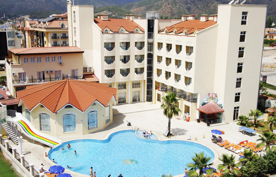 Larissa Inn