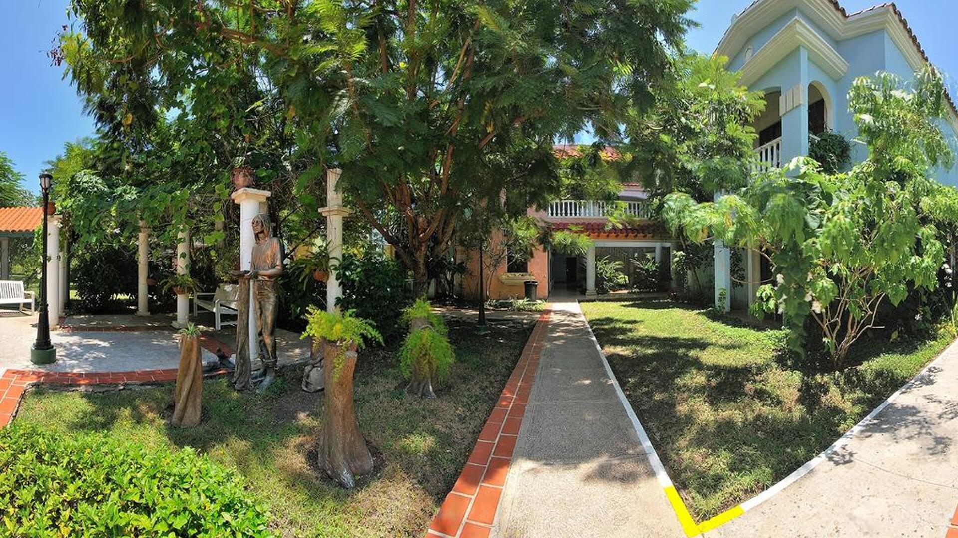 Brisas Guardalavaca 4* 1