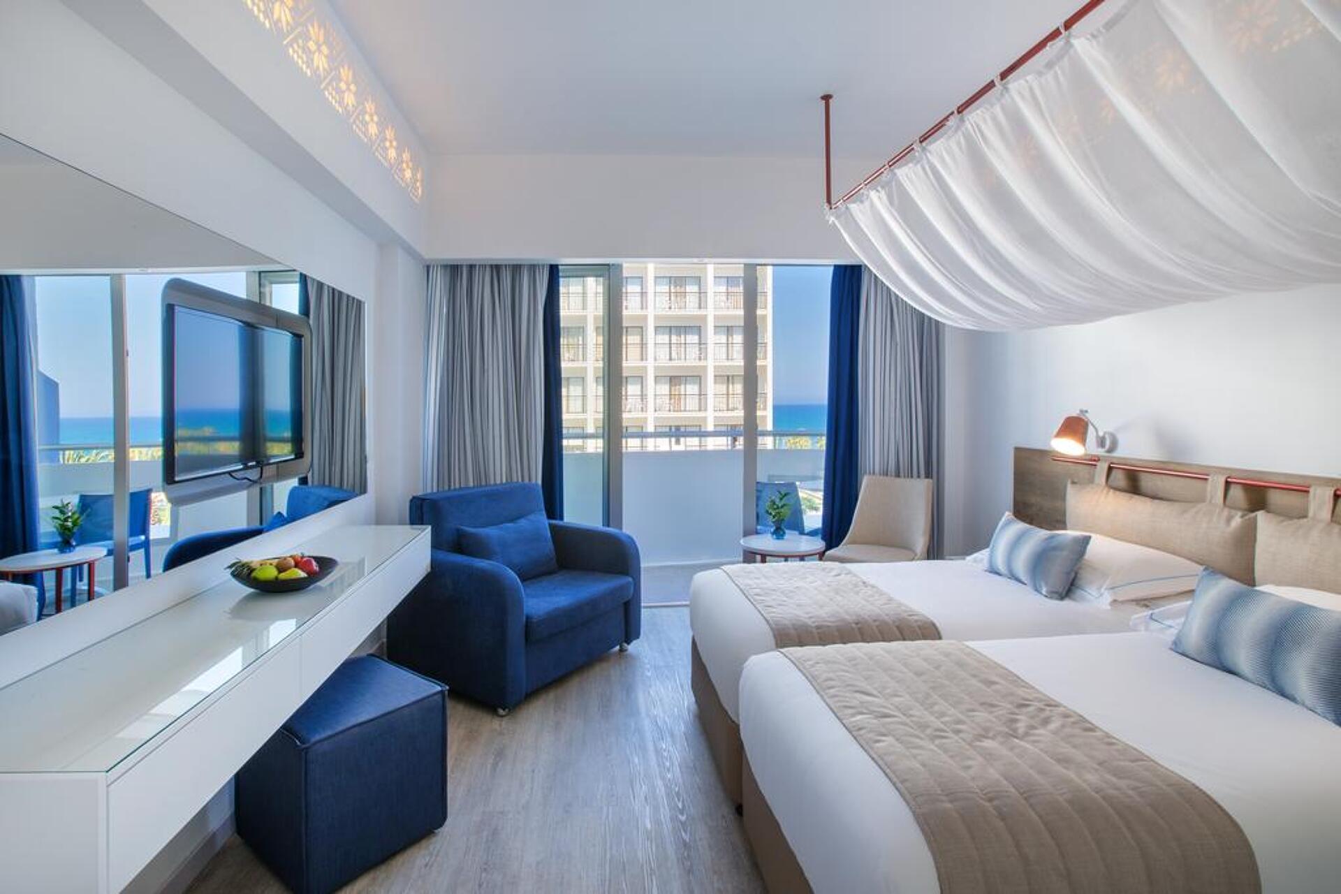 Lordos Beach 4* 23