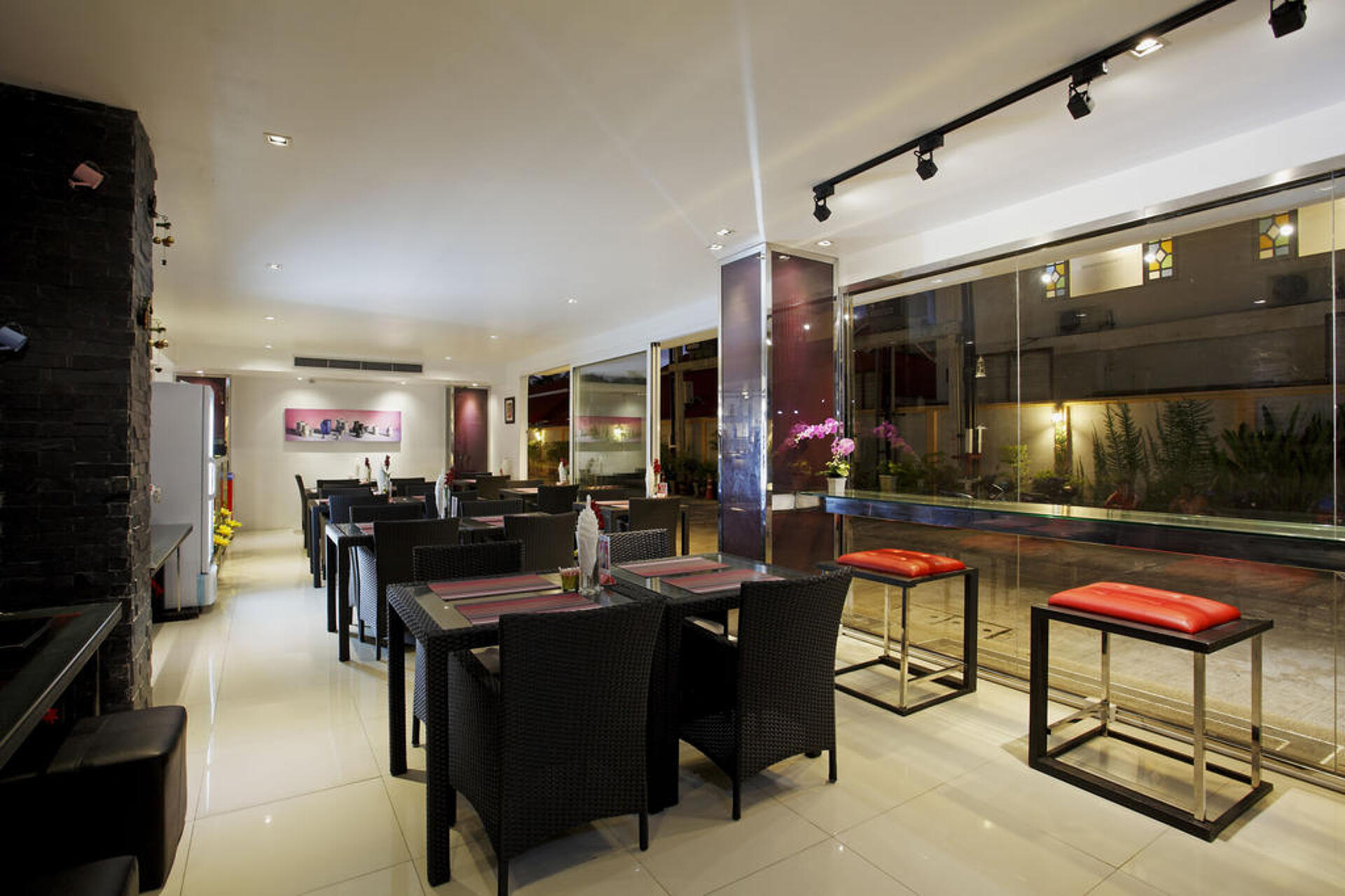 Grand Sunset Hotel 10