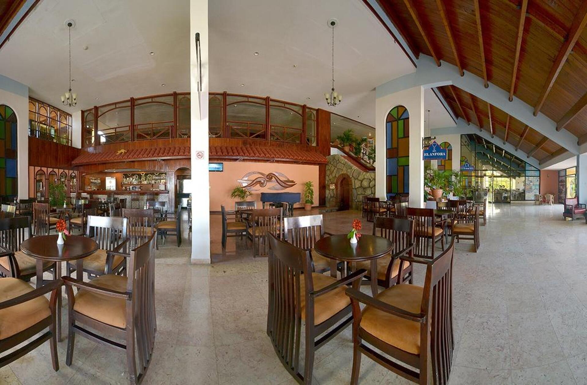 Brisas Guardalavaca 4* 10