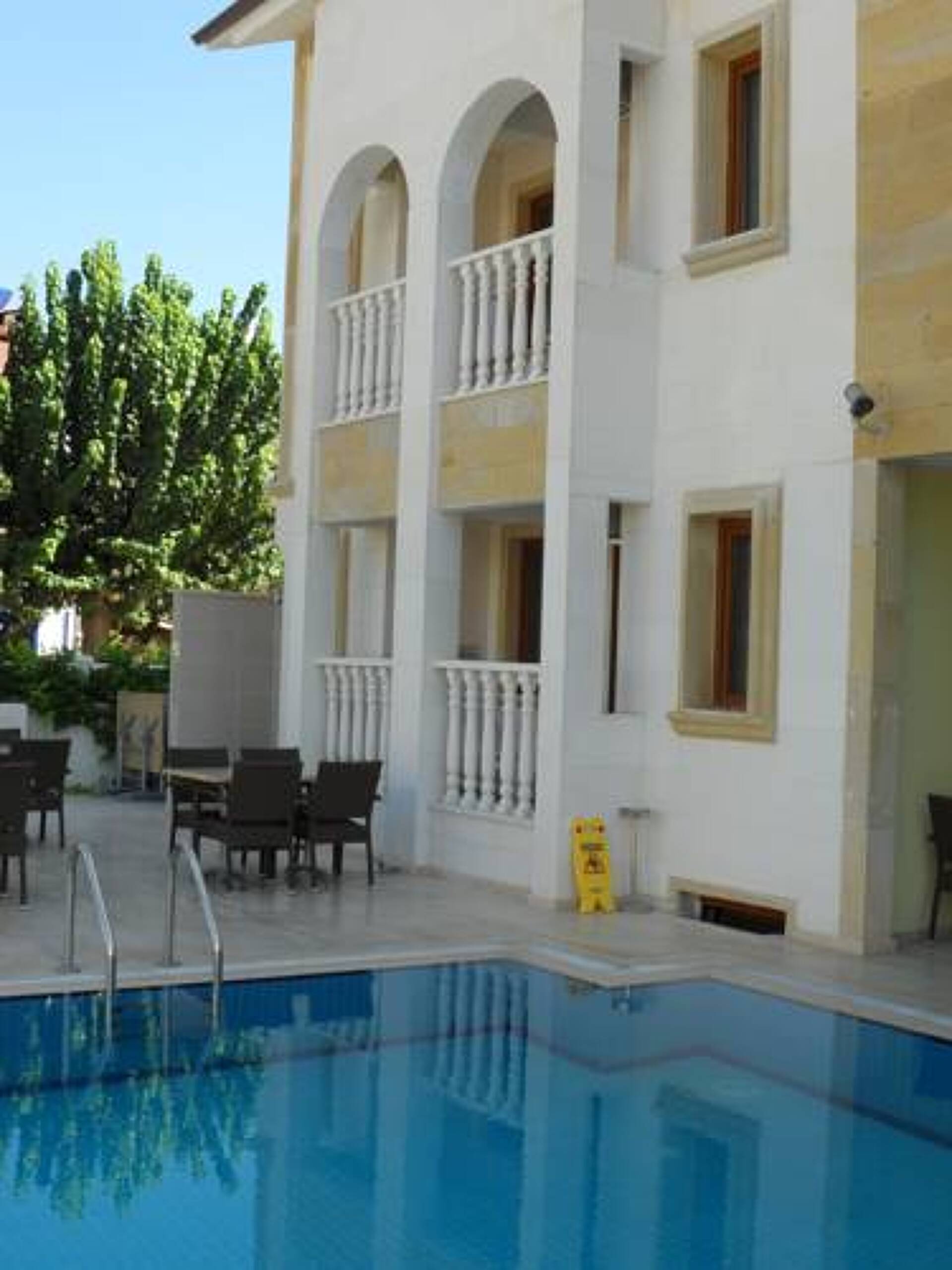 Dinara Hotel 2* 20