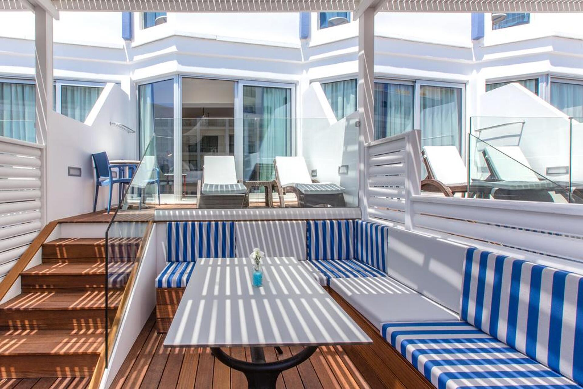 Lordos Beach 4* 7