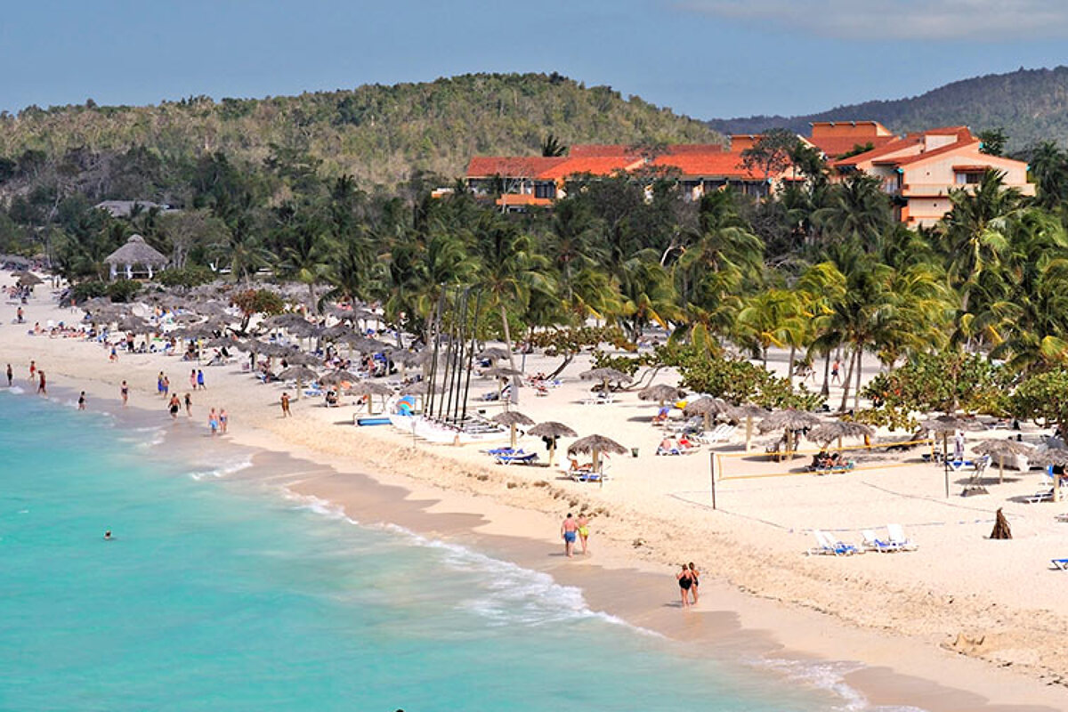 Sol Rio de Luna y Mares Resort 4* 0