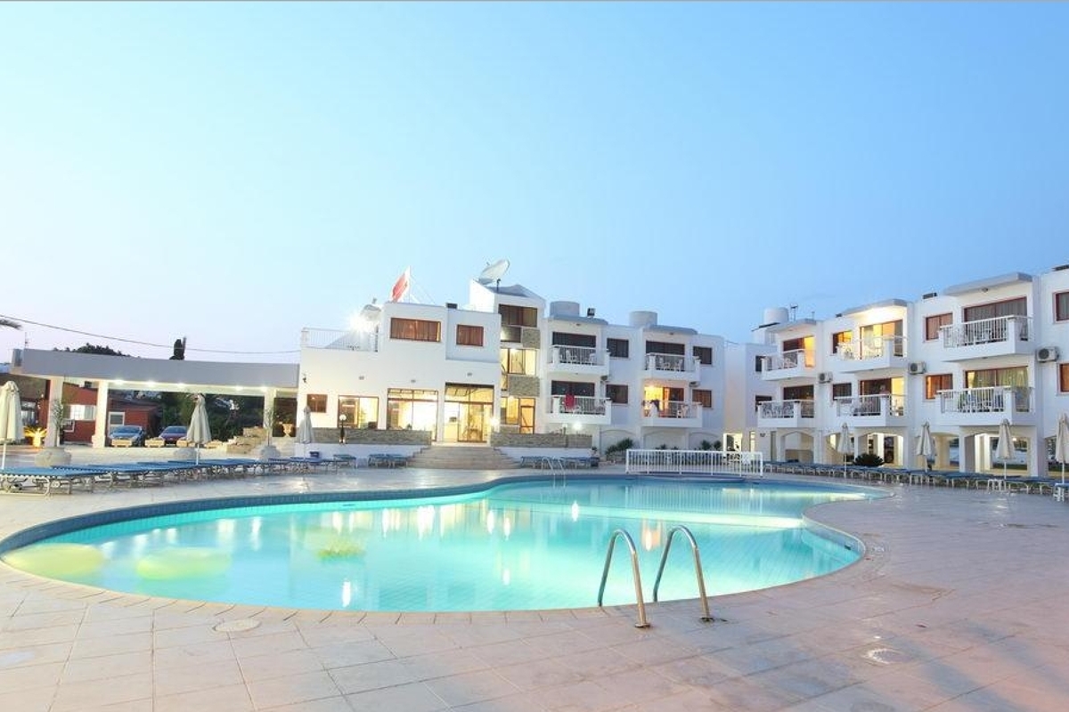 Androthea Apartments 3* 1
