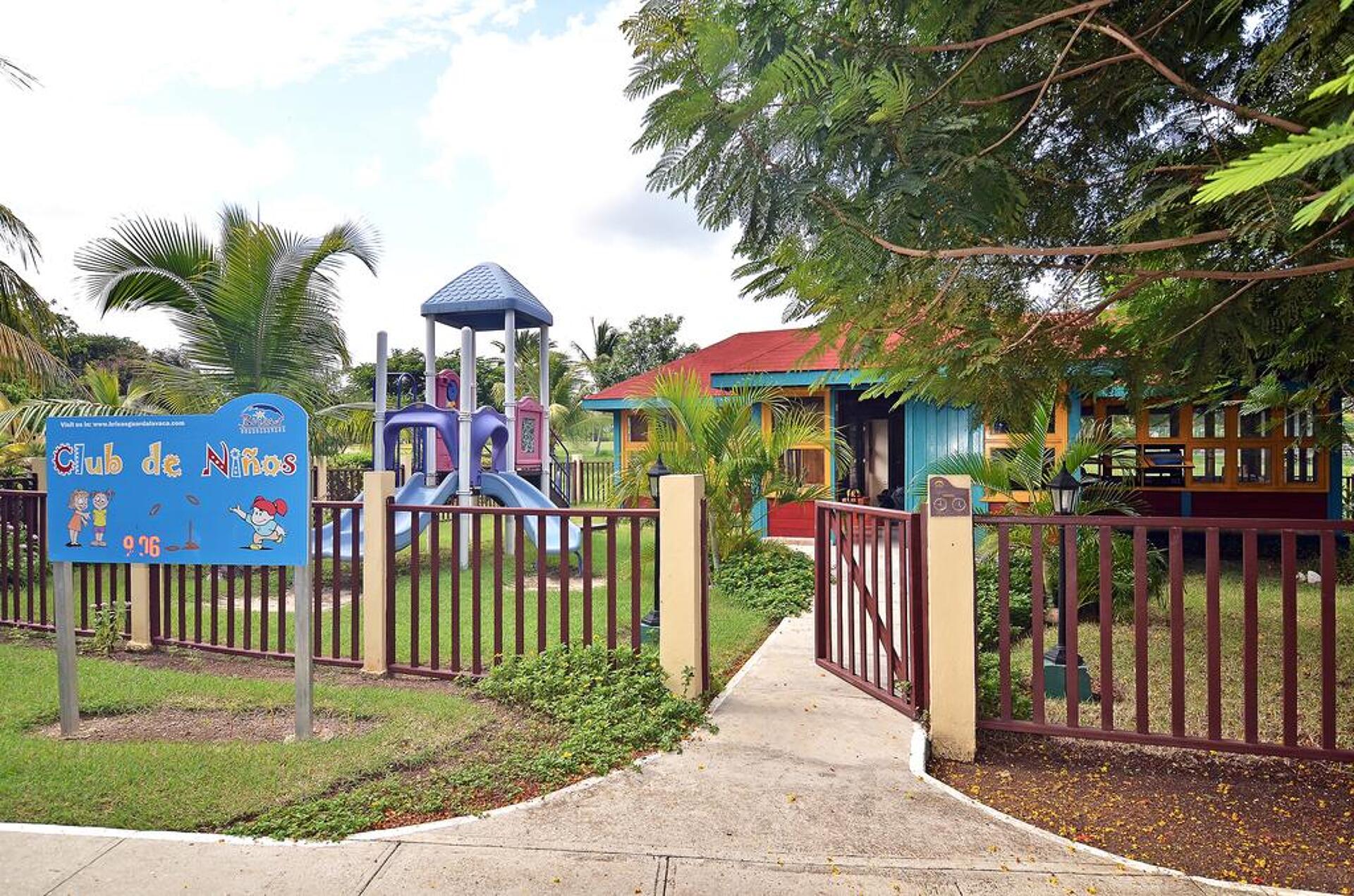 Brisas Guardalavaca 4* 13
