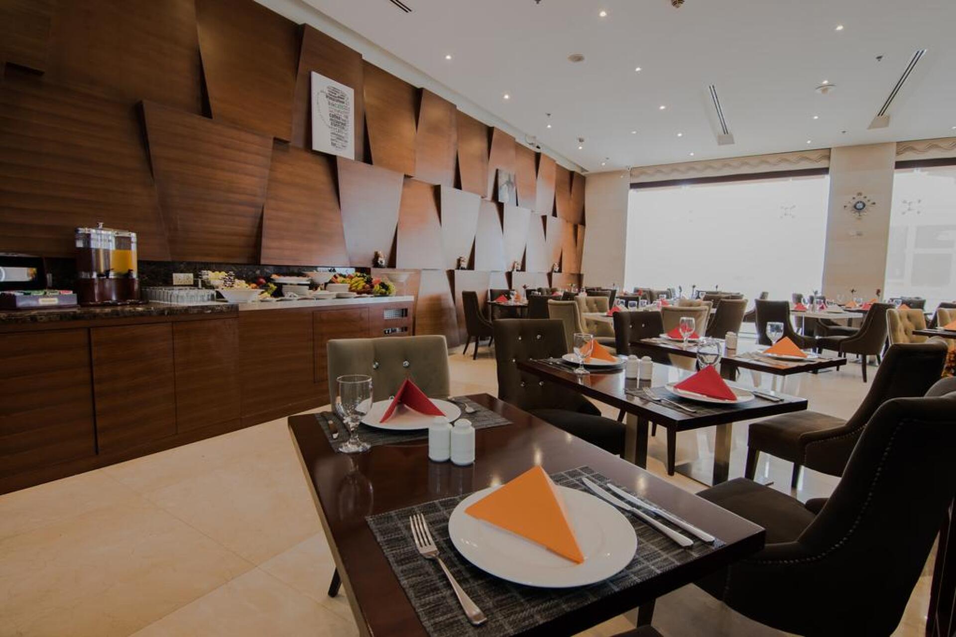 Signature Hotel Al Barsha 4* 11