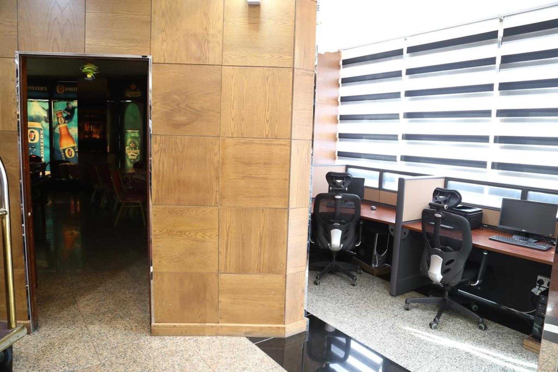 Dubai Palm Hotel 3* 31