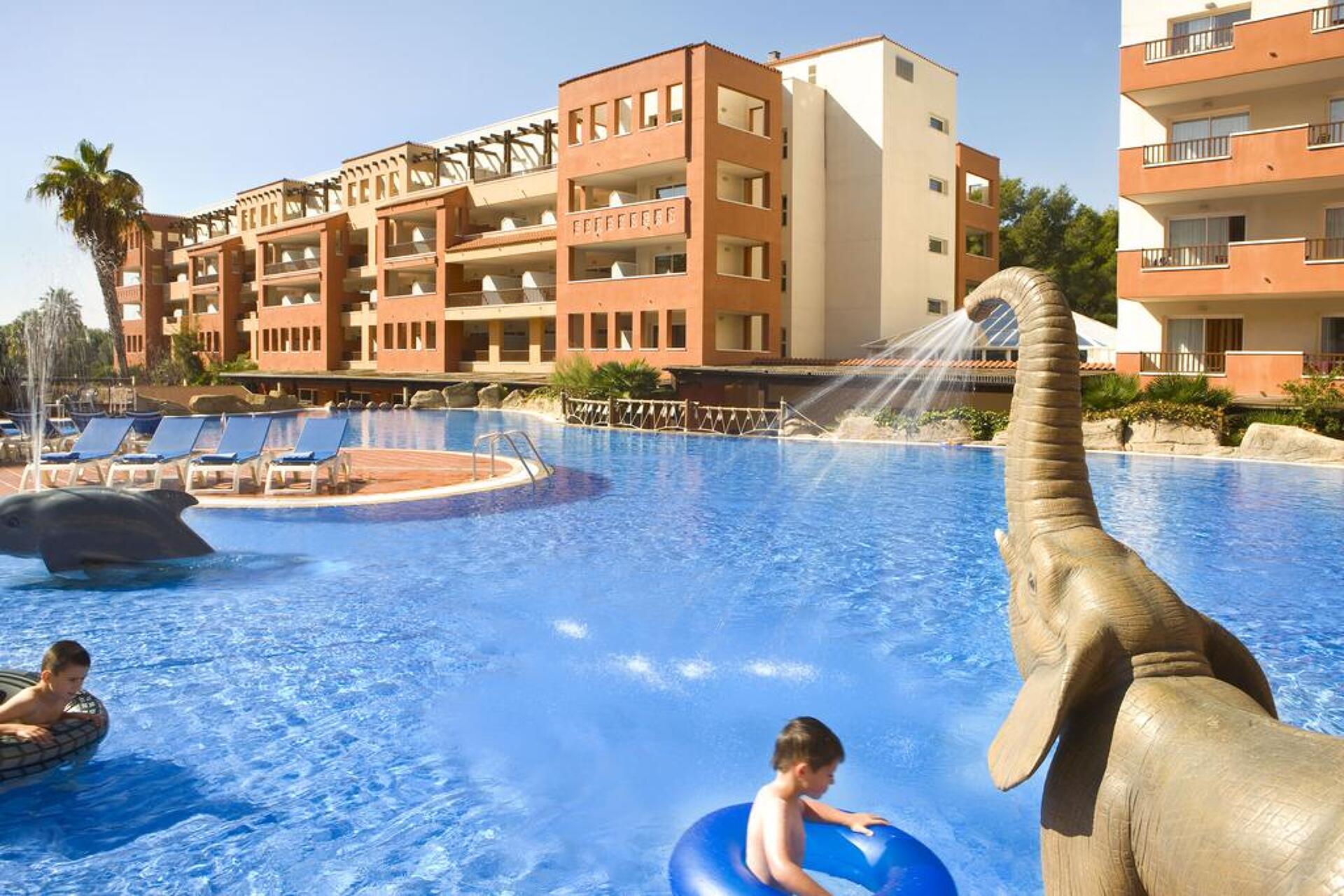 H10 Mediterranean Village 4* 39