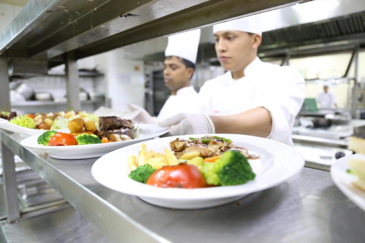 Dubai Palm Hotel 3* 2