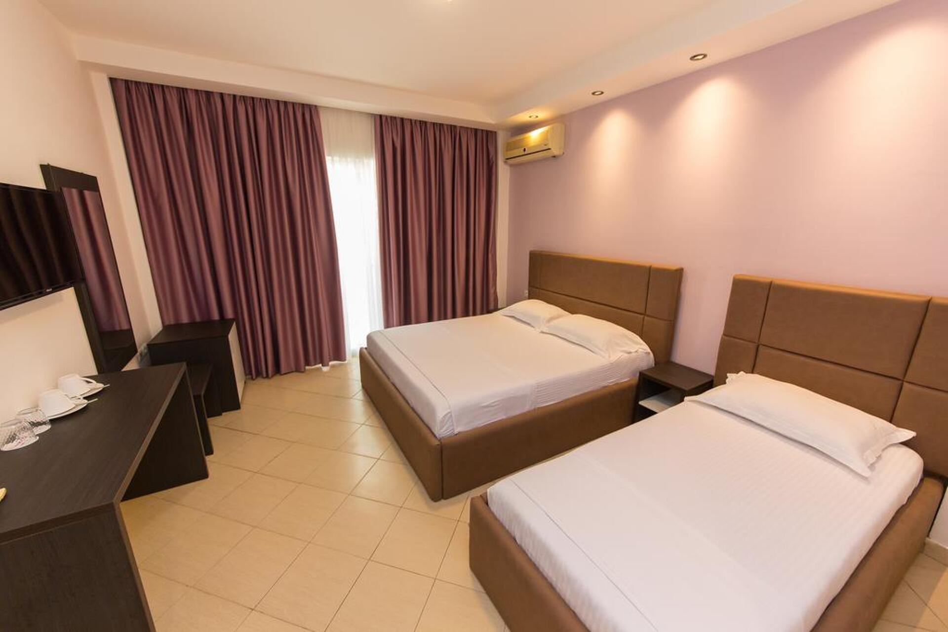 ALER Luxury Resort Durres  4* 3
