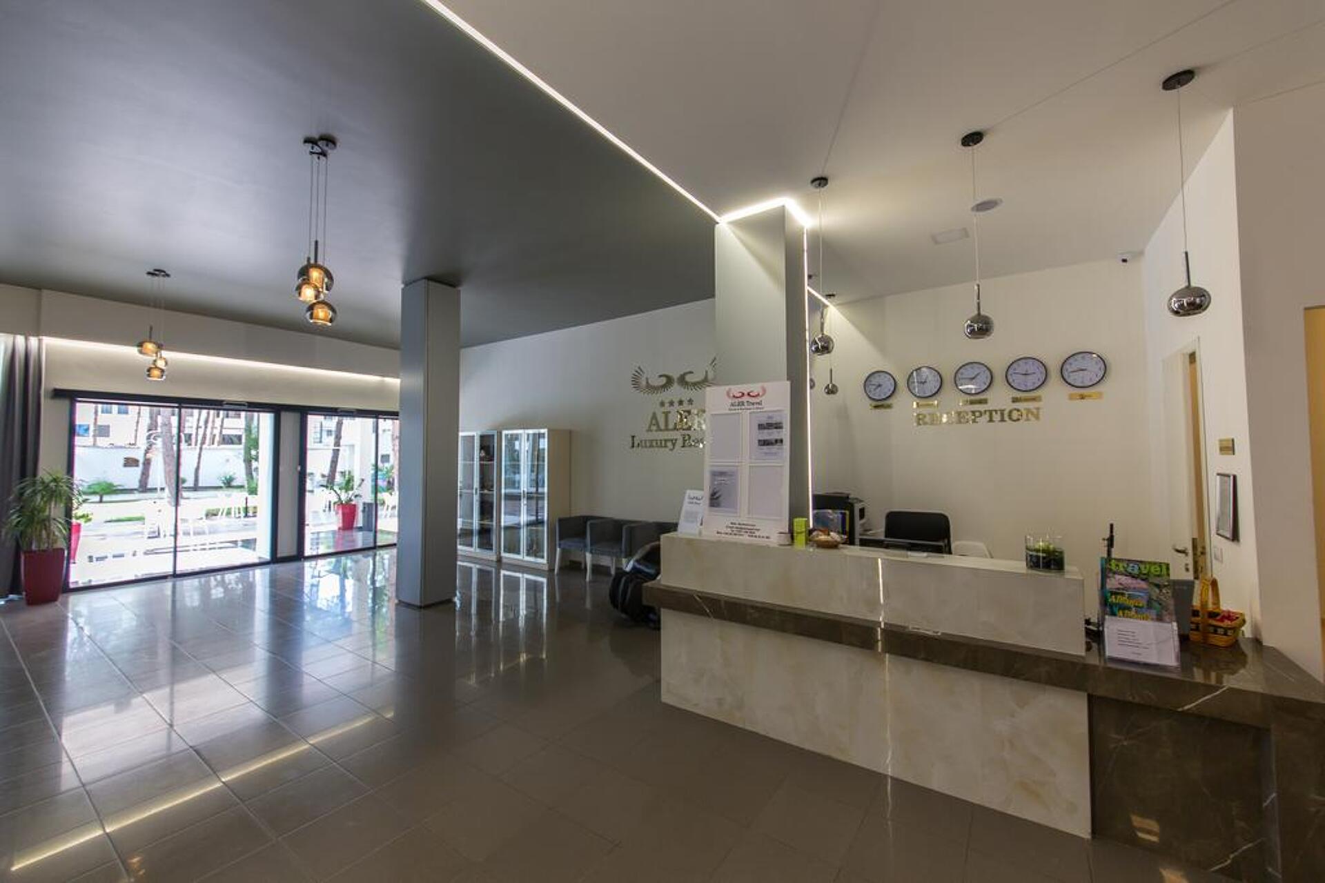 ALER Luxury Resort Durres  4* 13