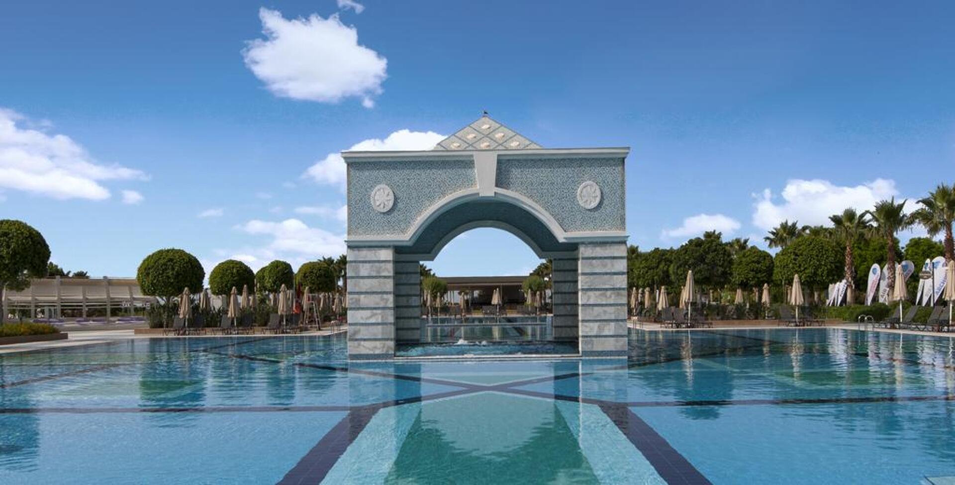 Hilton Dalaman Sarigerme Resort 5* 11