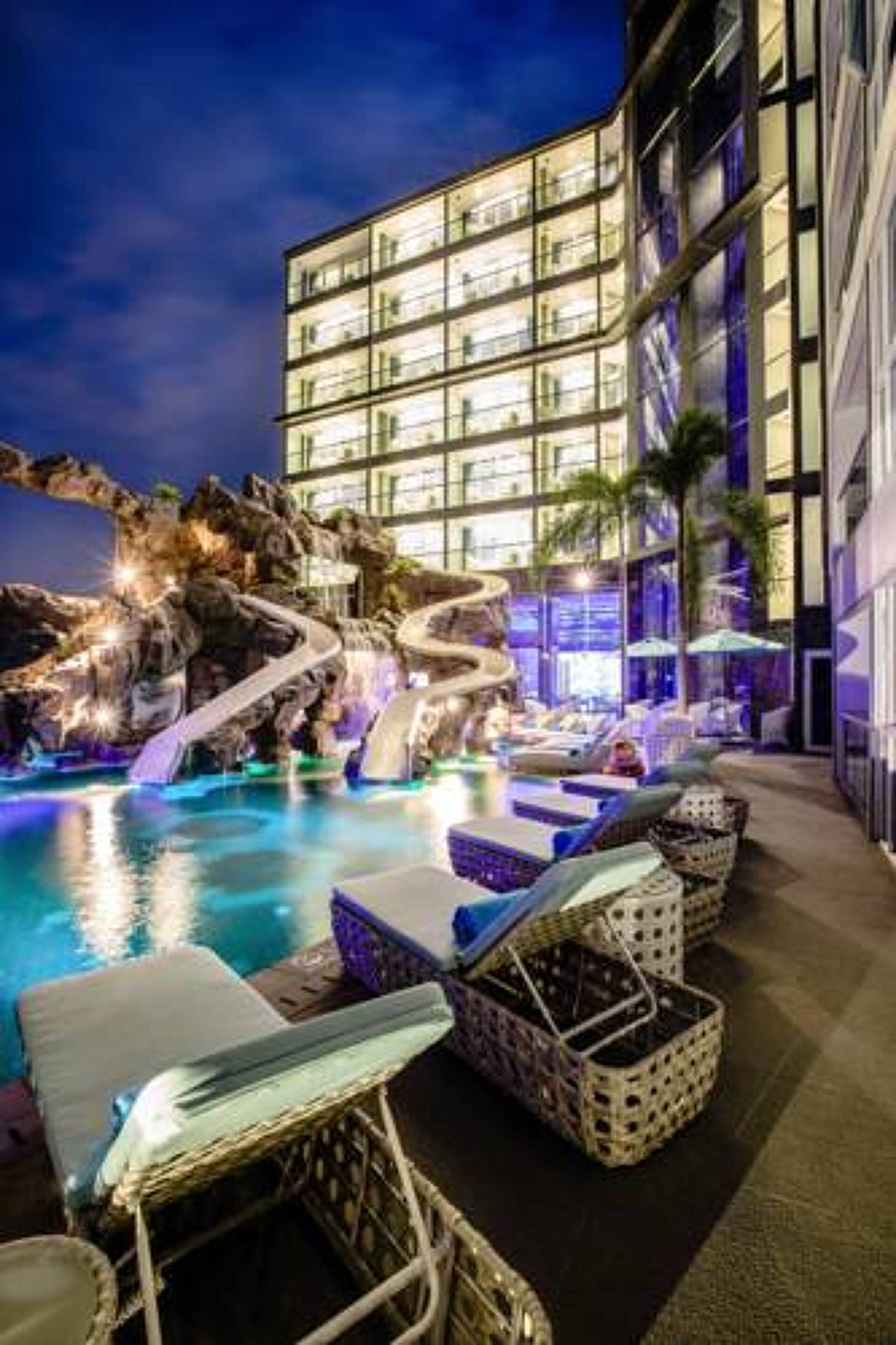 Centara Azure Hotel 4* 2