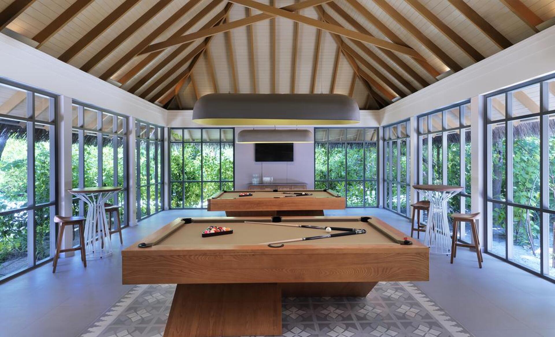 Vakkaru Maldives 5* 11