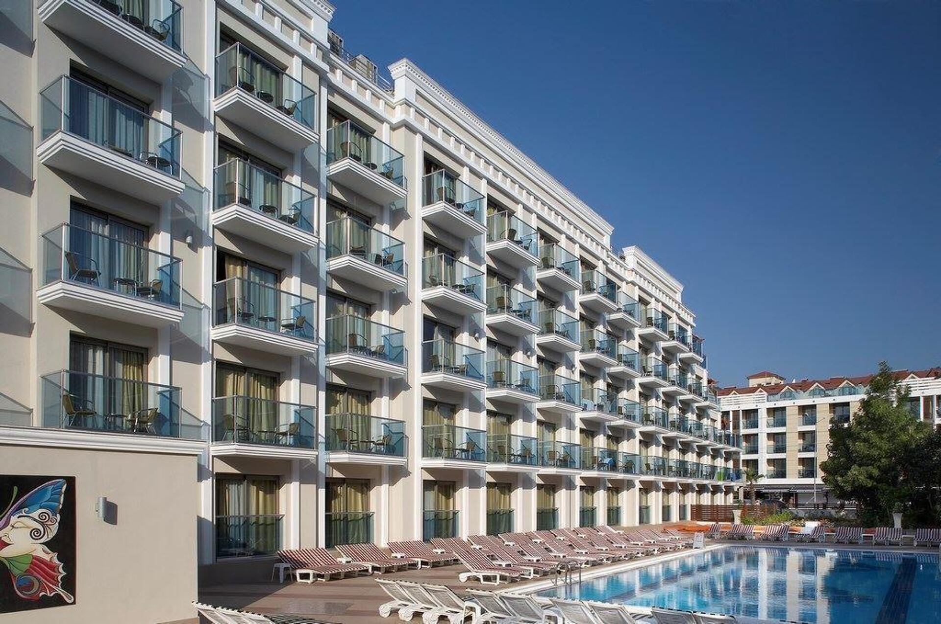 Emre Beach Hotel 0