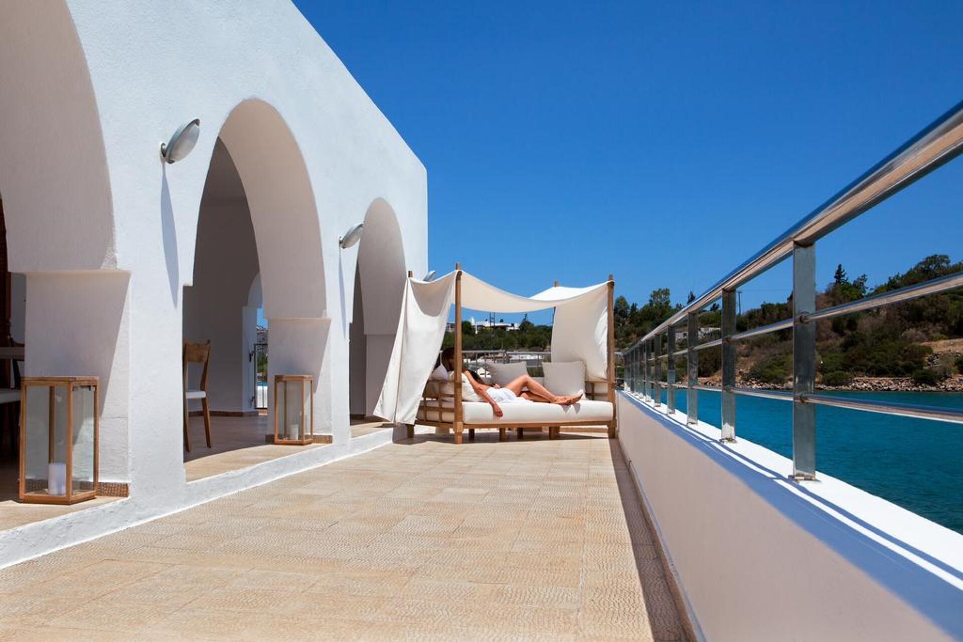 Minos Beach Art Hotel 5* 13