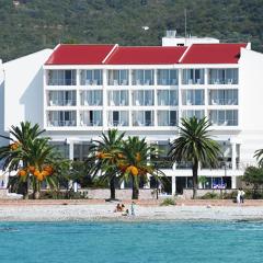 Отель Princess Beach & Conference Resort  4*