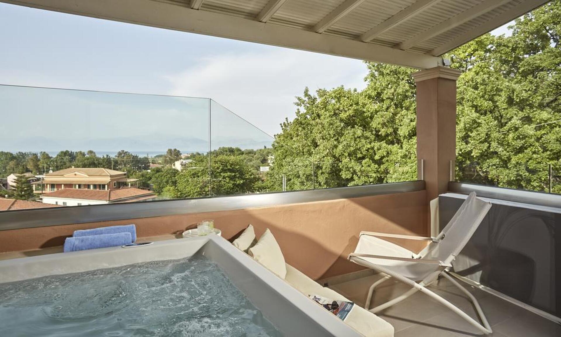 Lena Mare Boutique Hotel  3* 5
