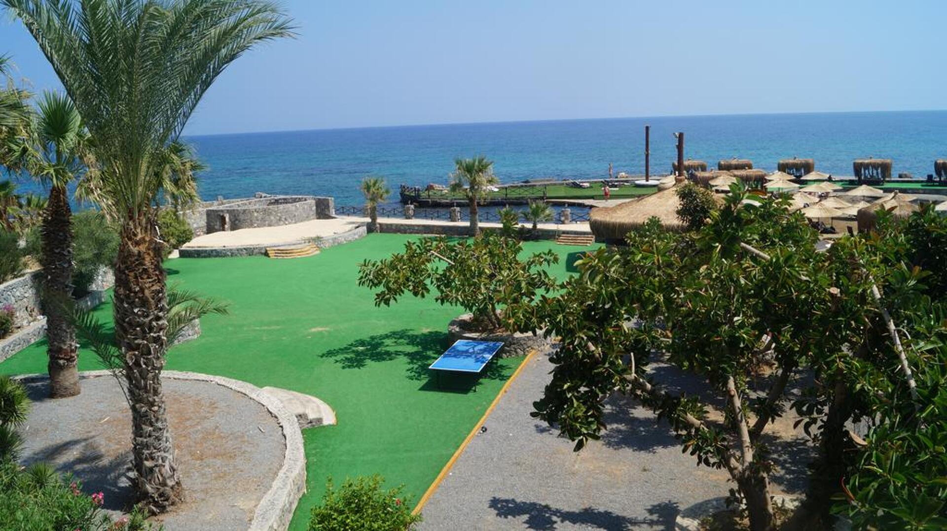Le Chateu Lamboussa Hotel 4* 10