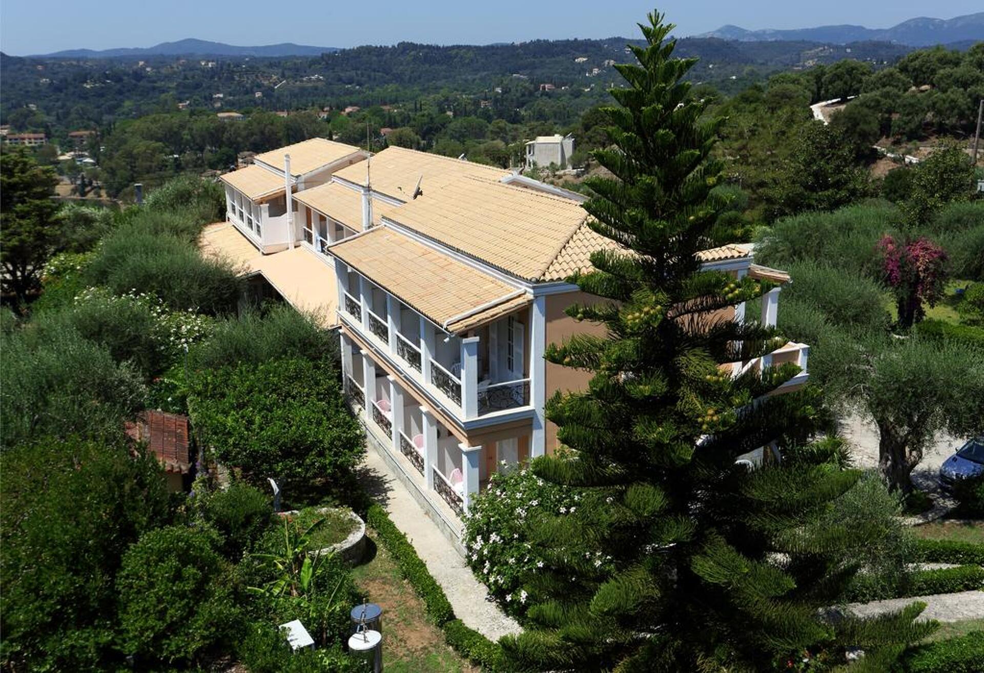Nefeli Hotel Kommeno 3* 4