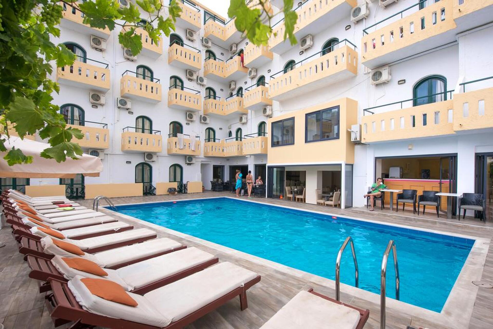 Pela Maria Hotel 3* 9