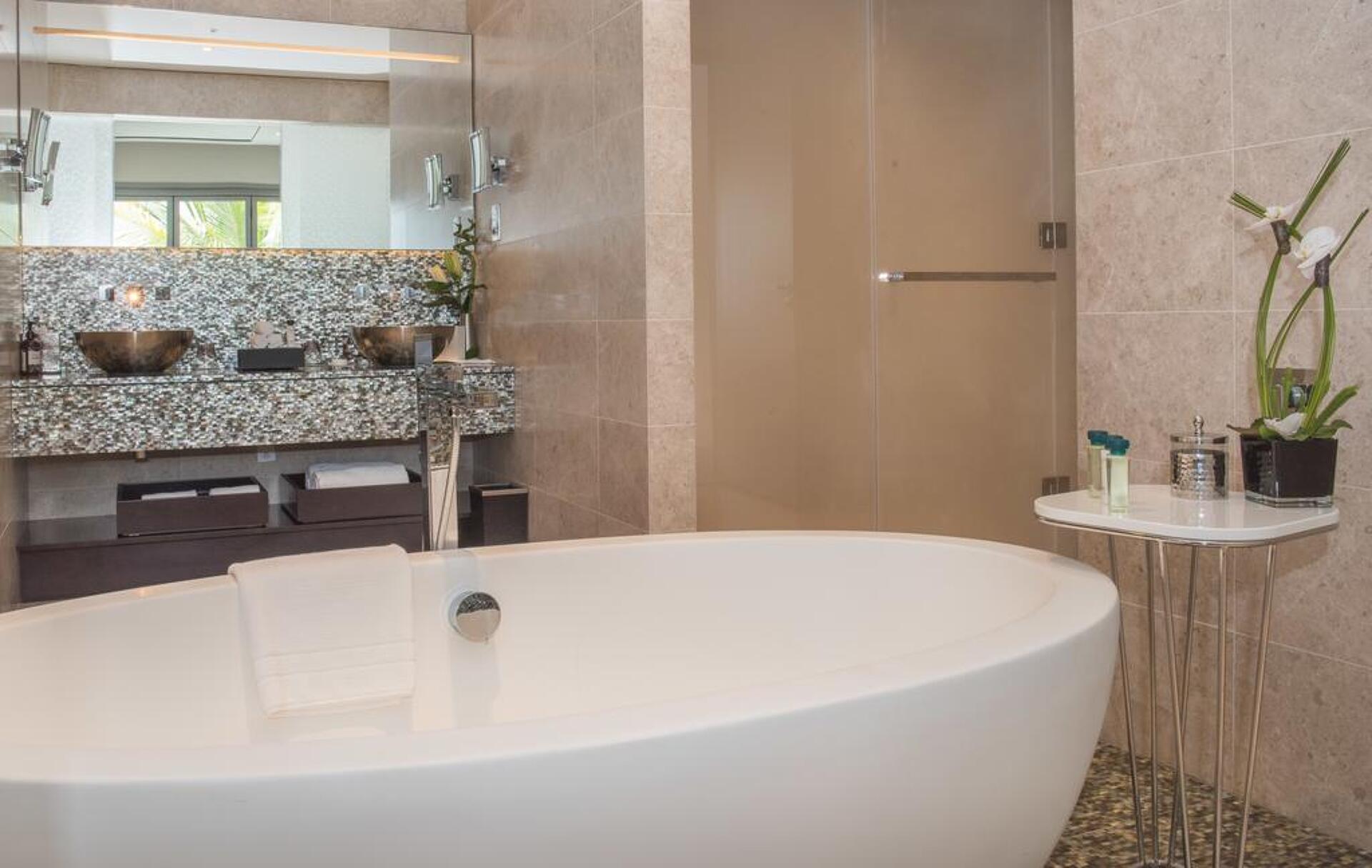 Kempinski Hotel Muscat  5* 38