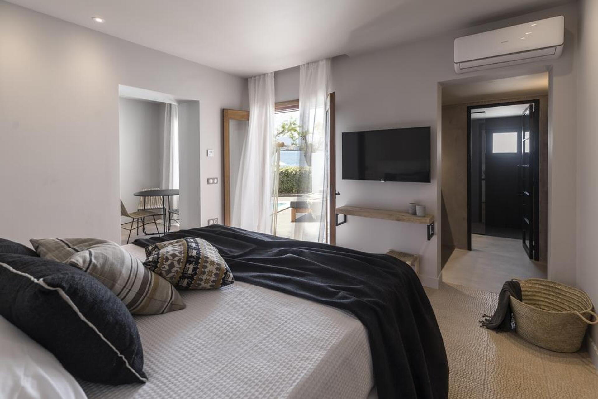 Minos Beach Art Hotel 5* 28