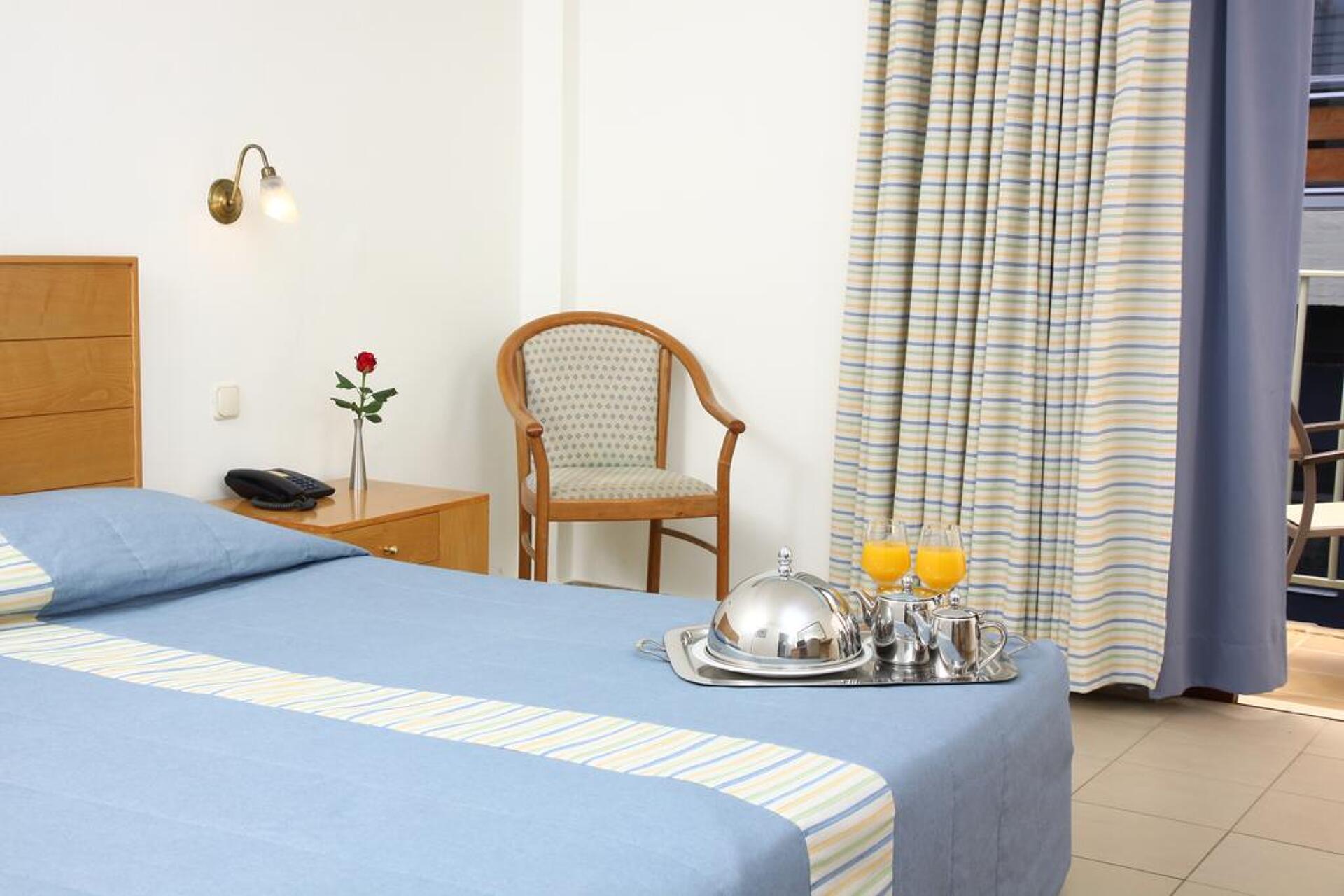 Coral Hotel 21