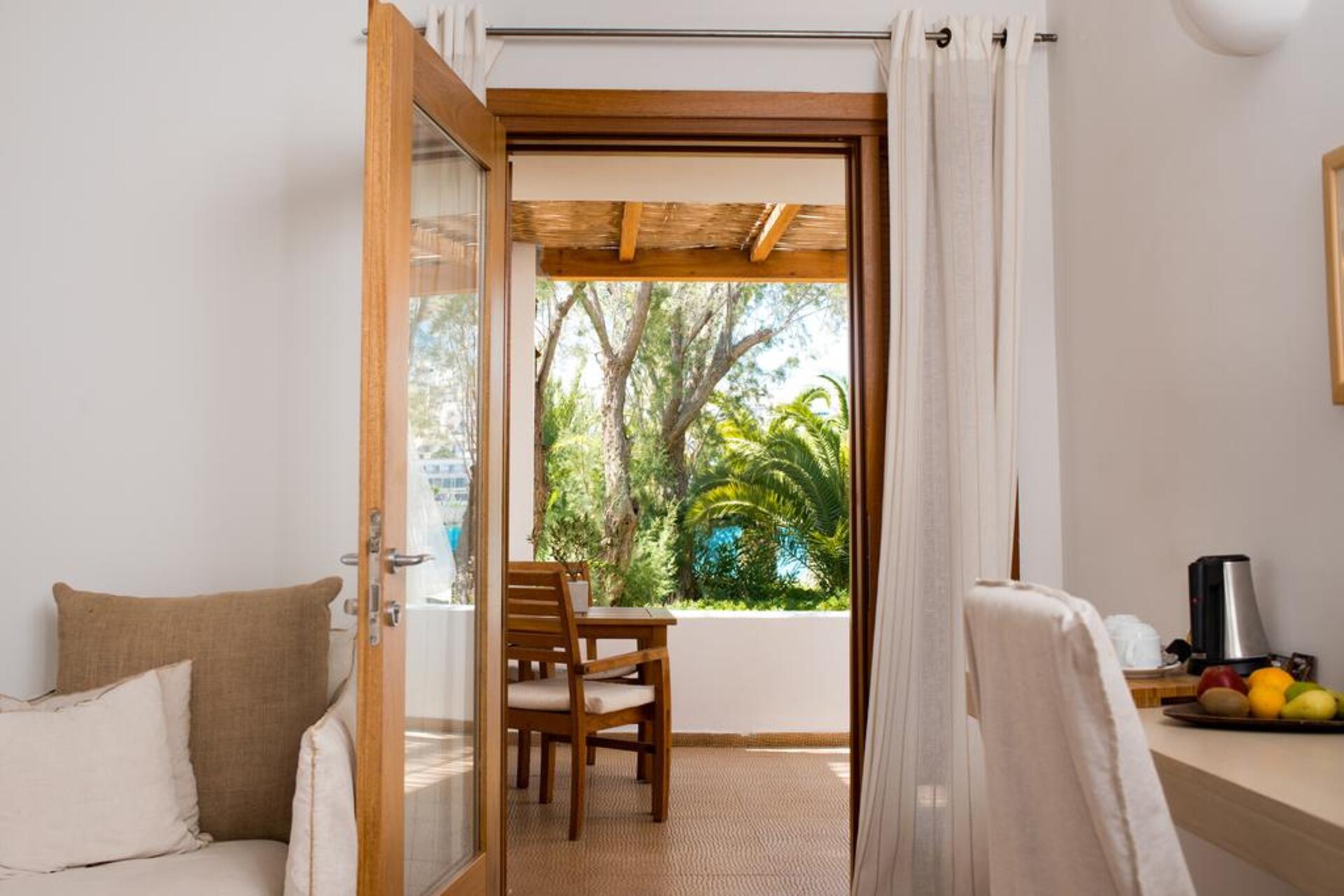 Minos Beach Art Hotel 5* 37