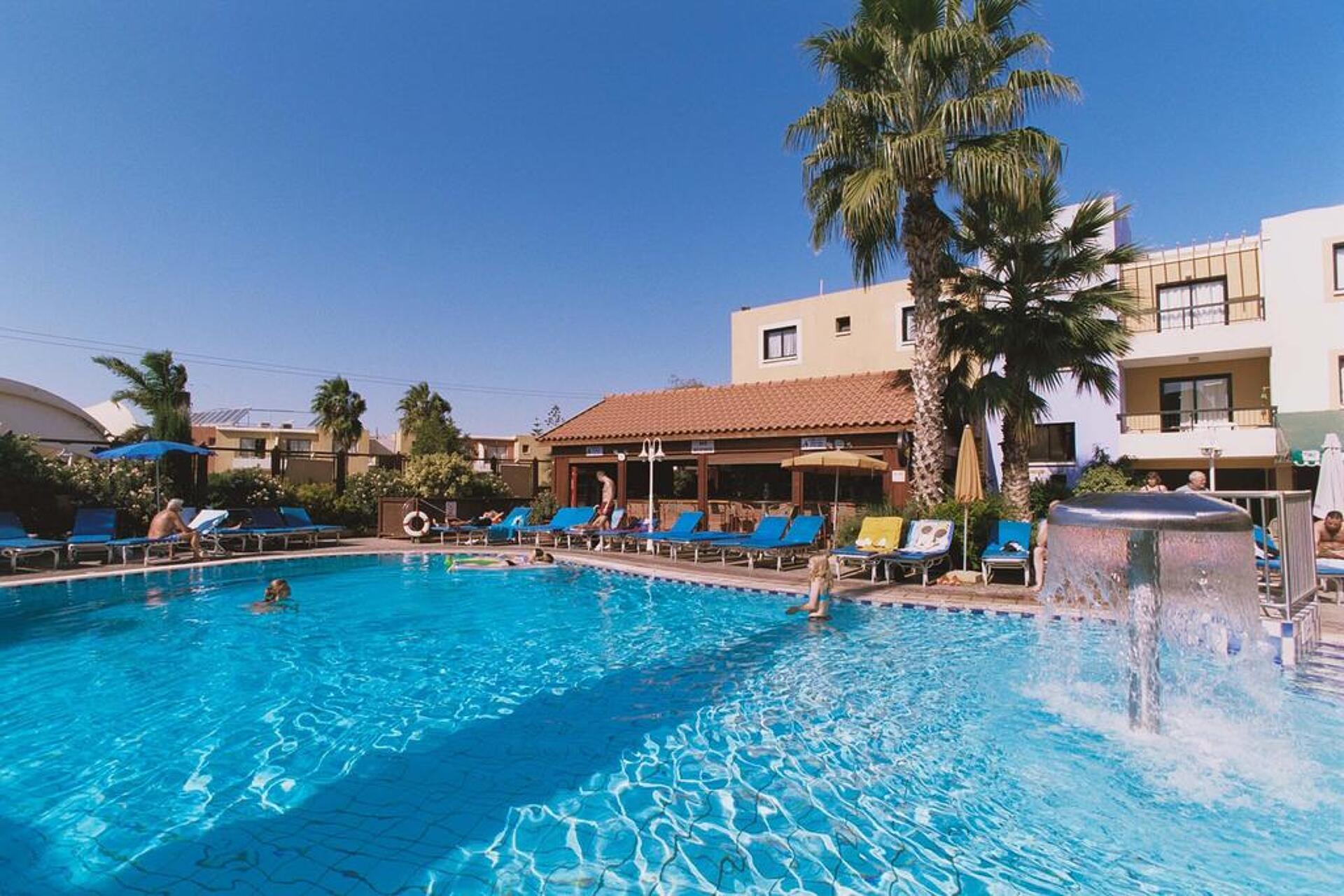 Senator Hotel 3* 9
