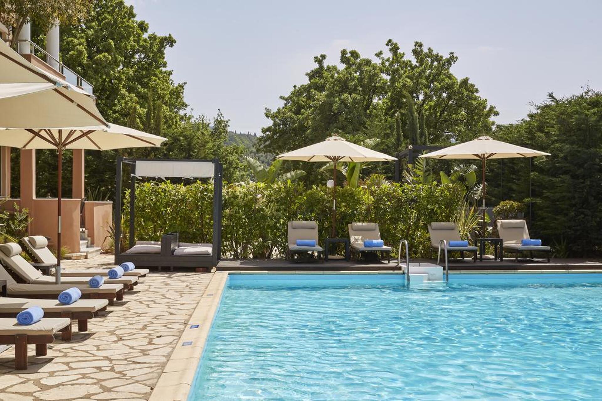 Lena Mare Boutique Hotel  3* 8