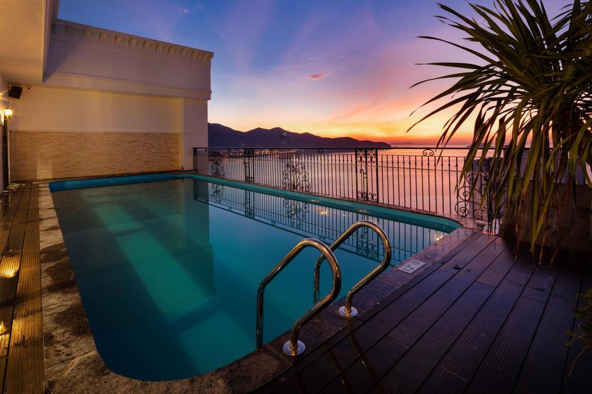 Daphovina Hotel 3* 10