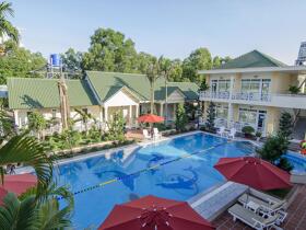 Lam Ha Resort 2*