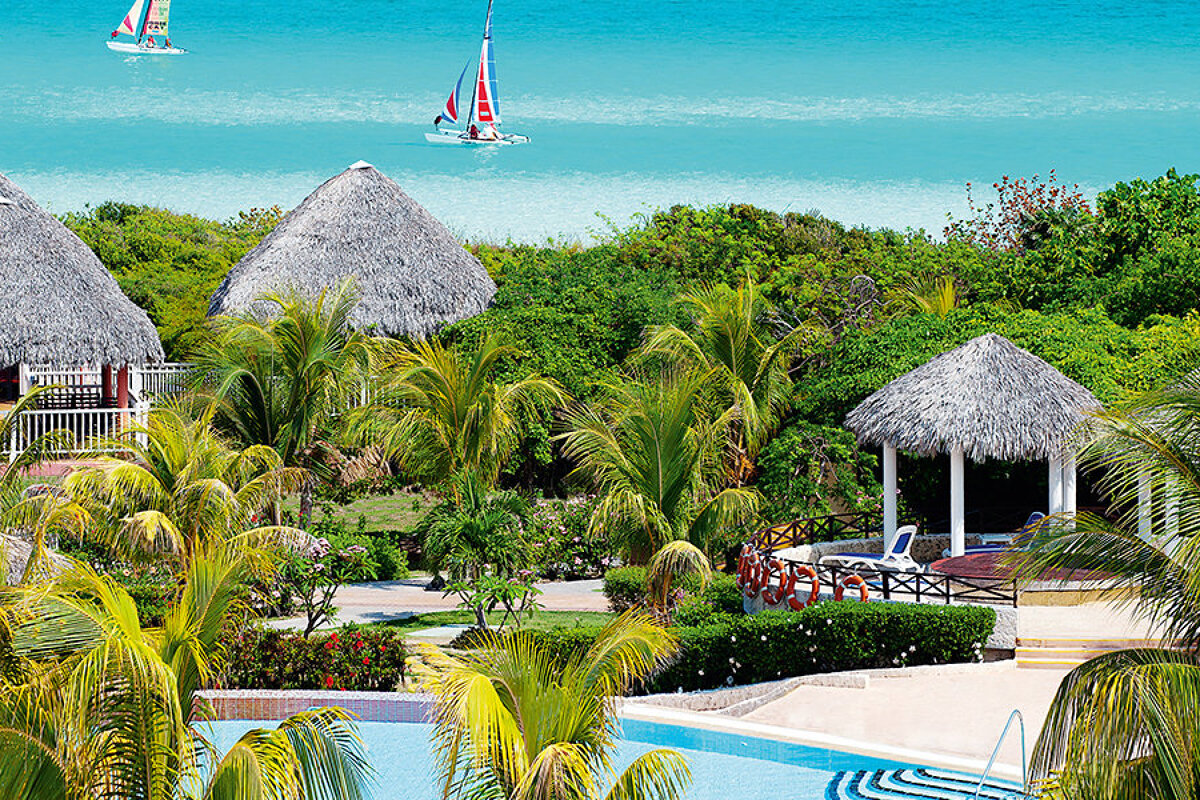 Memories Paraiso Beach Resort  5* 0