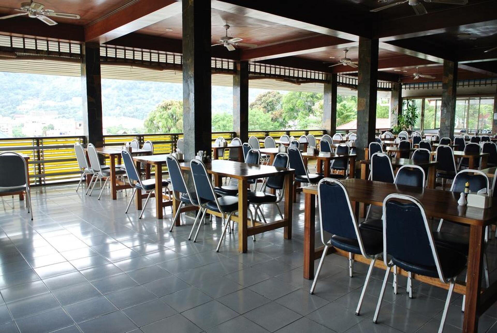 Royal Crown Hotel & Palm Spa Resort 3* 4