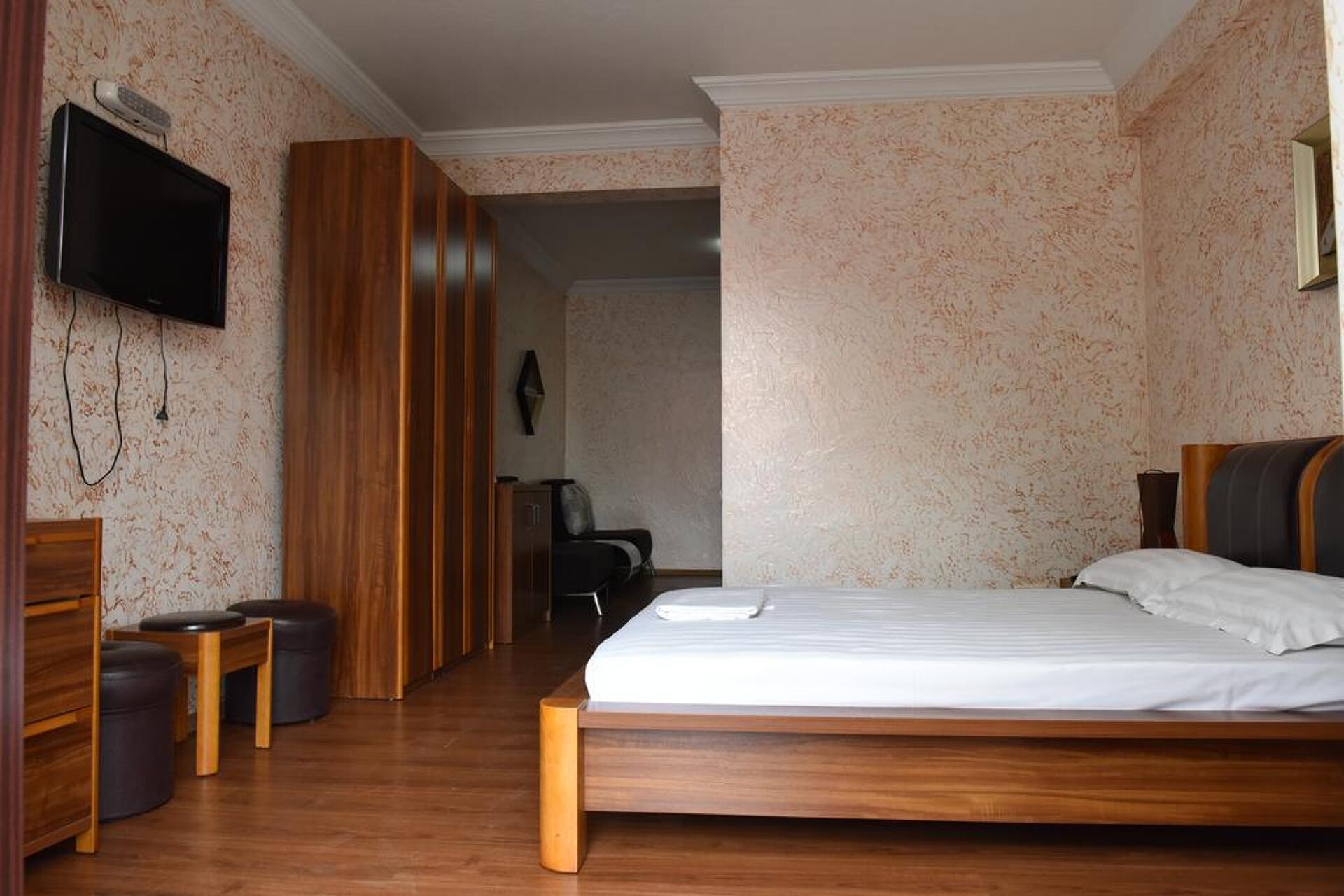 Antika Hotel 3* 5