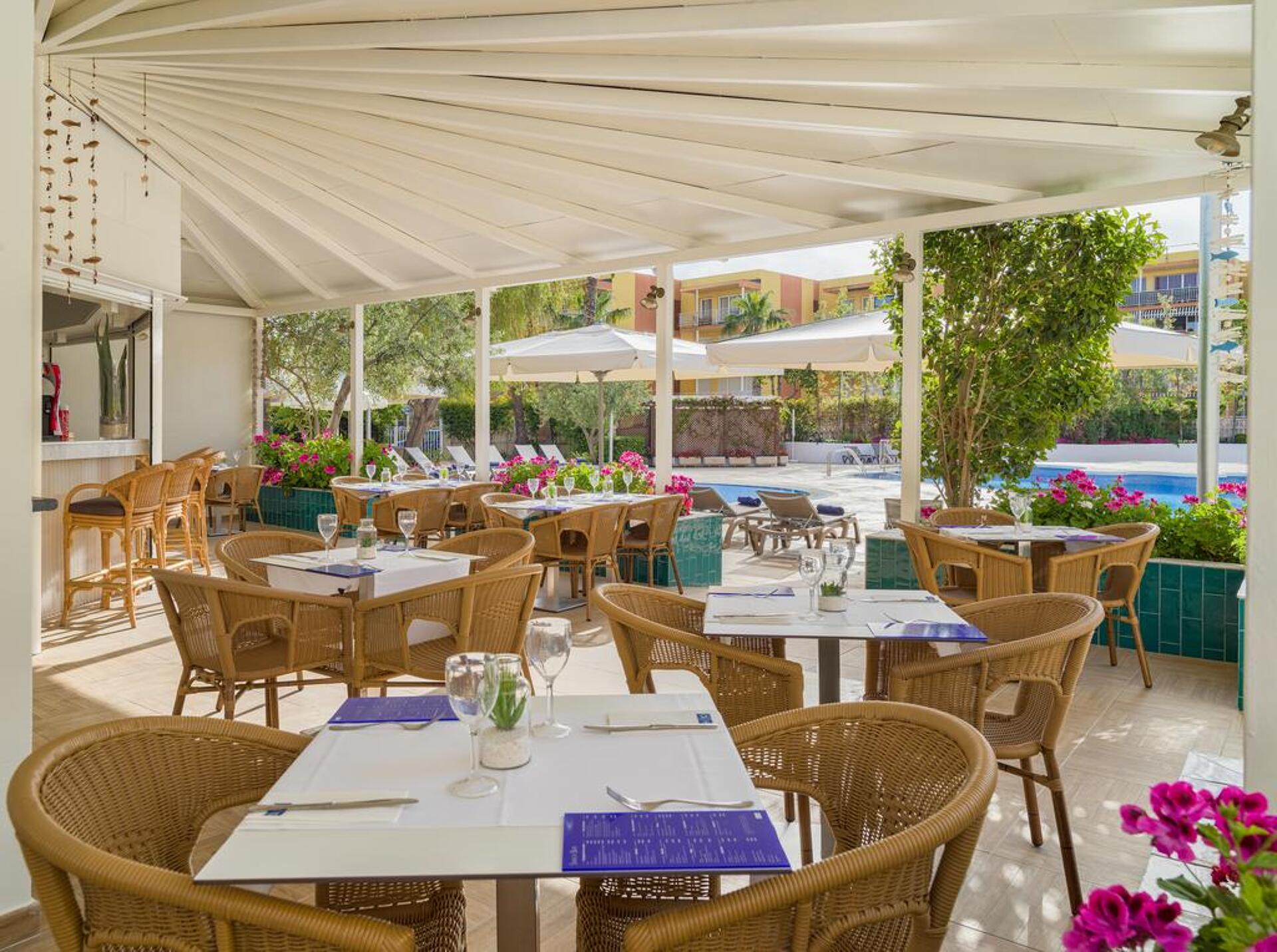H10 Cambrils Playa 3* 6