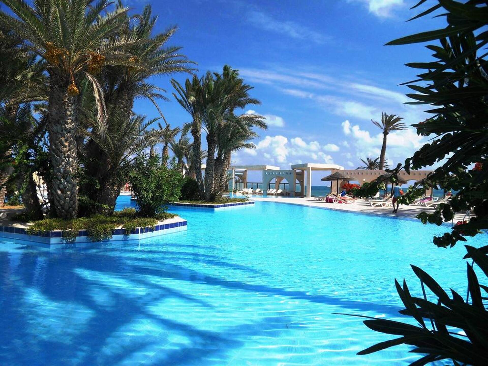 Zita Beach 4* 18