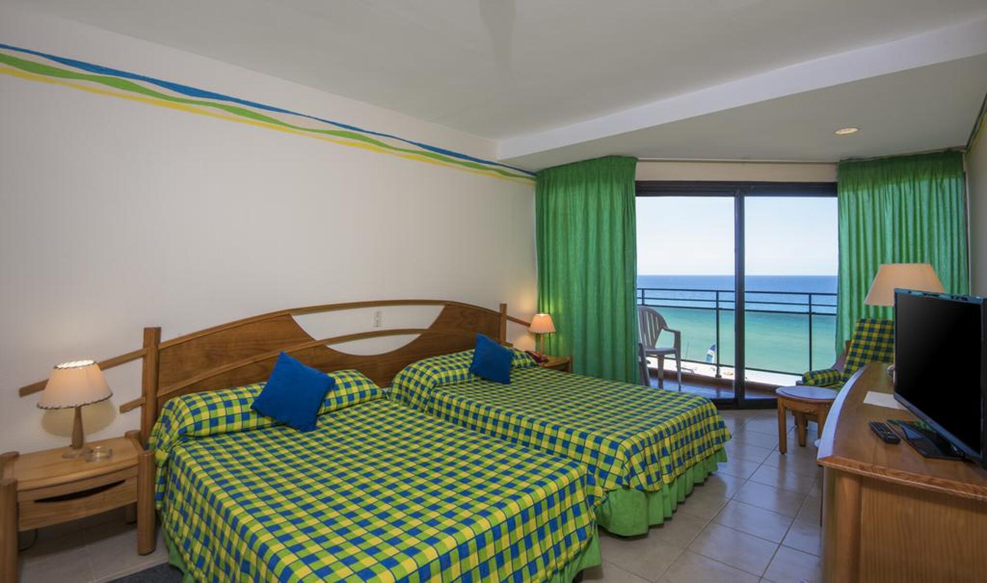 Gran Caribe Puntarena & Playa Caleta 9