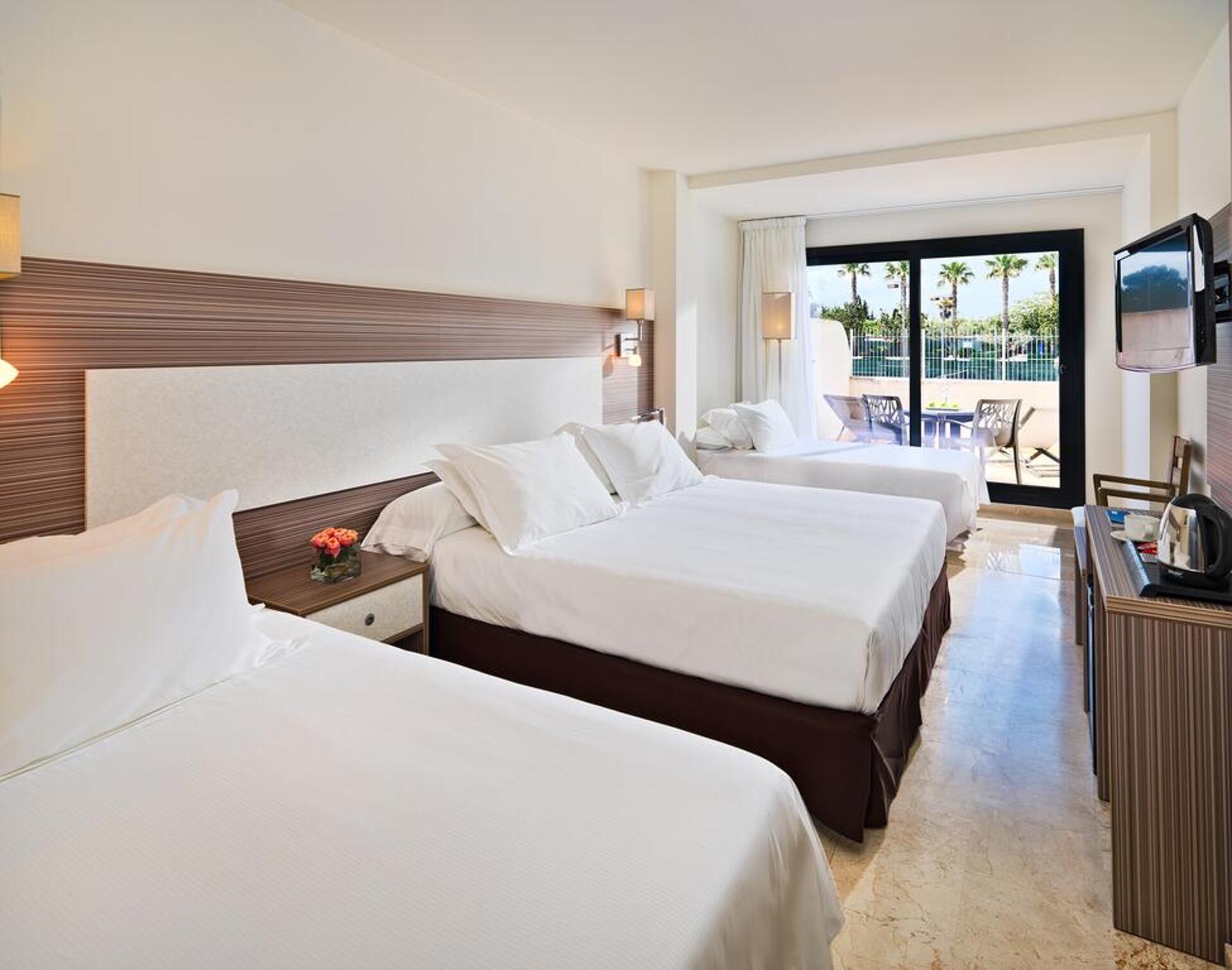 H10 Cambrils Playa 3* 1
