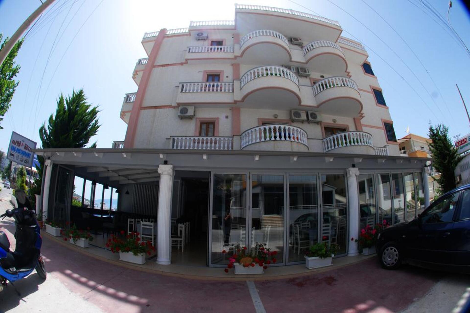 Alpha Hotel 3* 0