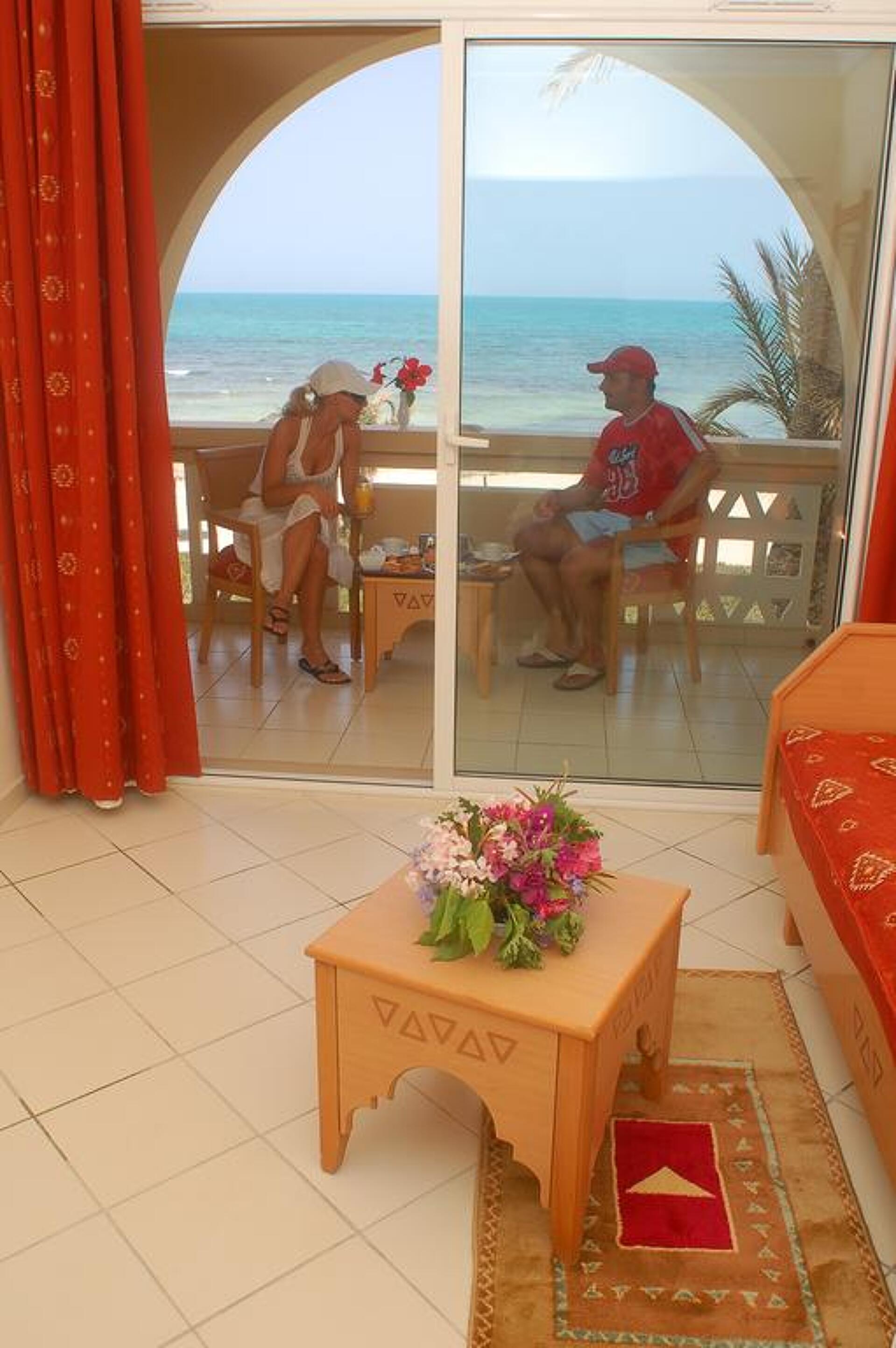 Zita Beach 4* 6